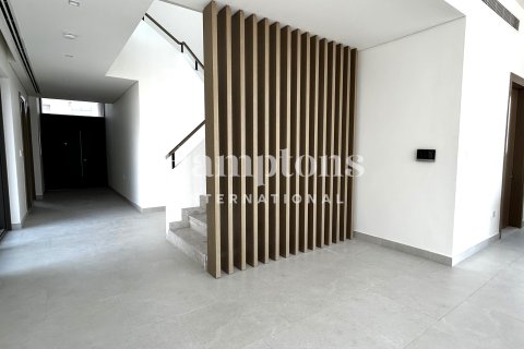 Вилла Al Furjan, Дубай, БАӘ-да 5 жатын бөлмелер, 651.34014591 м² № 651323 - фото 1