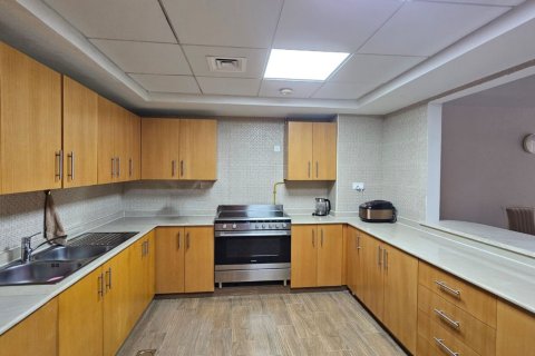 Townhouse in Ras Al Khaimah, UAE 4 bedrooms, 376 sq.m. № 734551 - photo 20