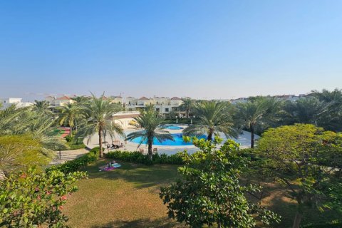 Townhouse in Ras Al Khaimah, UAE 4 bedrooms, 376 sq.m. № 734551 - photo 23