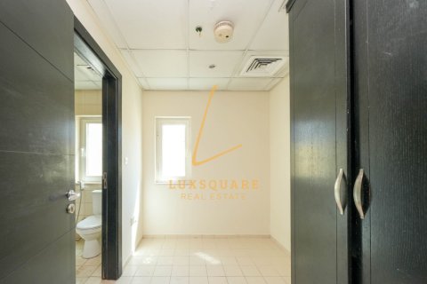 Villa zur Miete in Jumeirah Park, Dubai, VAE 4 Schlafzimmer, 593 m2 Nr. 700864 - Foto 16