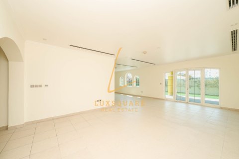 Villa zur Miete in Jumeirah Park, Dubai, VAE 4 Schlafzimmer, 593 m2 Nr. 700864 - Foto 5
