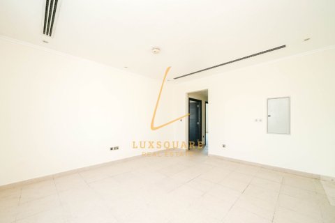 Villa zur Miete in Jumeirah Park, Dubai, VAE 4 Schlafzimmer, 593 m2 Nr. 700864 - Foto 10