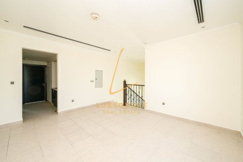 Villa zur Miete in Jumeirah Park, Dubai, VAE 4 Schlafzimmer, 593 m2 Nr. 700864 - Foto 8