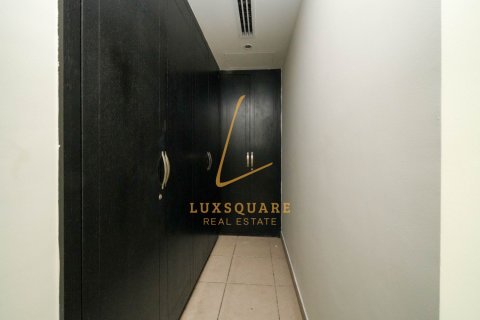 Villa zur Miete in Jumeirah Park, Dubai, VAE 4 Schlafzimmer, 593 m2 Nr. 700864 - Foto 14