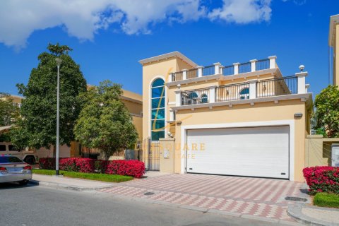 Villa zur Miete in Jumeirah Park, Dubai, VAE 4 Schlafzimmer, 593 m2 Nr. 700864 - Foto 26