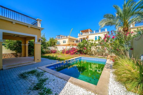 Villa zur Miete in Jumeirah Park, Dubai, VAE 4 Schlafzimmer, 593 m2 Nr. 700864 - Foto 29