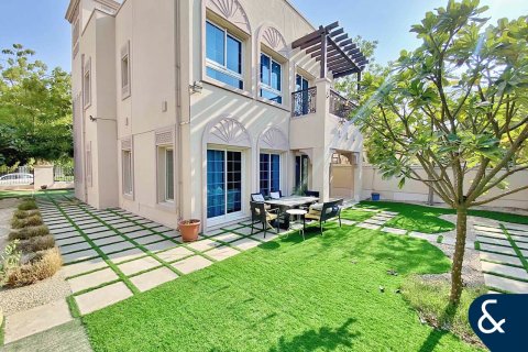 Jumeirah Village Triangle, Dubai, UAE의 임대용 빌라 침실 2개, 686제곱미터 번호 668114 - 사진 14