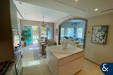 Jumeirah Village Triangle, Dubai, UAE의 임대용 빌라 침실 2개, 686제곱미터 번호 668114 - 사진 10