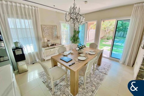 Jumeirah Village Triangle, Dubai, UAE의 임대용 빌라 침실 2개, 686제곱미터 번호 668114 - 사진 25