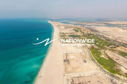 Land te koop in Abu Dhabi, VAE 1002 vr.m., nr 647473 - foto 2