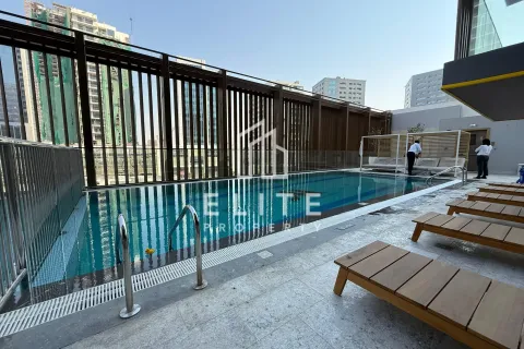 Apartment in Dubai, UAE 1 bedroom, 80 sq.m. № 647538 - photo 17