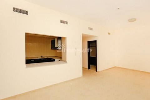 Appartement te koop in Remraam, Dubai, VAE 2 slaapkamers, 107 vr.m., nr 679645 - foto 9