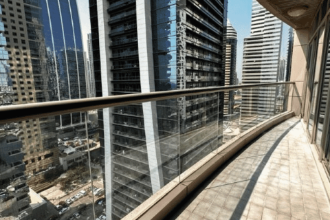 Apartament de vânzare în Jumeirah Lake Towers, Dubai, EAU 2 dormitoare, 151 mp. №679644 - poză 2