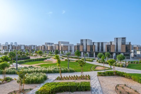 خانه شهری در Mudon، Dubai ، امارات متحده عربی 3 خوابه ، 168 متر مربع.  شماره 679647