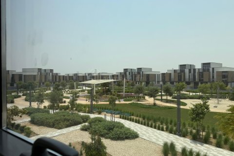 Casa urbana para arrendamento em Mudon, Dubai, EAU 3 quartos, 168 m2 № 679648 - foto 19