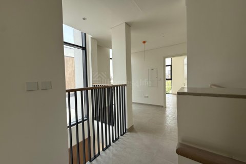 Casa urbana para arrendamento em Mudon, Dubai, EAU 3 quartos, 168 m2 № 679648 - foto 9