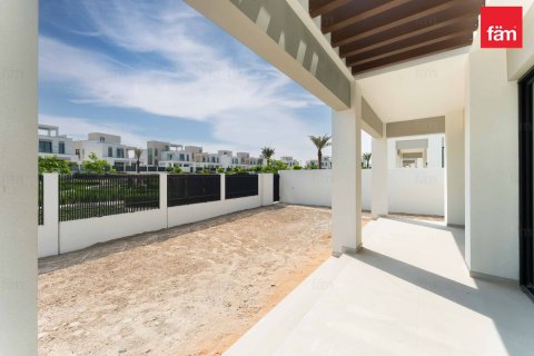 Vilă de închiriat în Dubai, EAU 4 dormitoare, 458.7 mp.  №655648 - poză 25