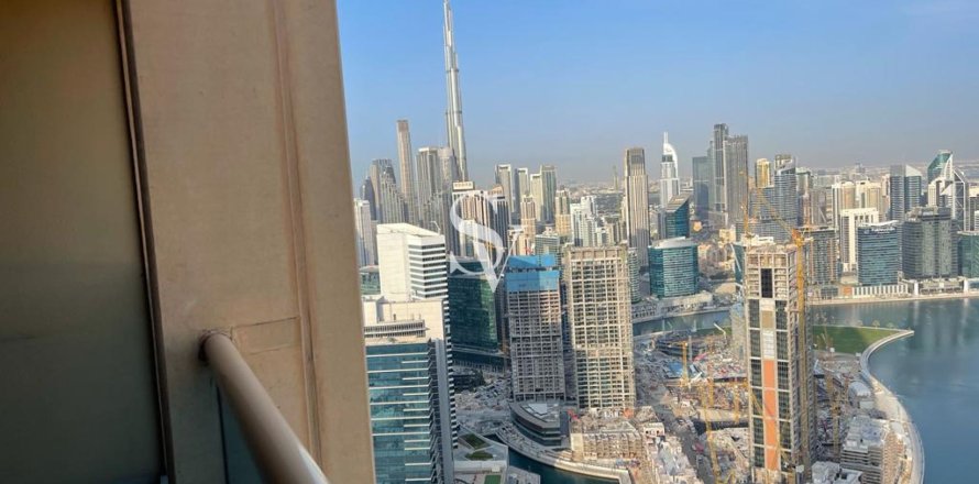 Apartmen di Business Bay, Dubai, UAE 2 bilik tidur, 118 meter persegi № 736827
