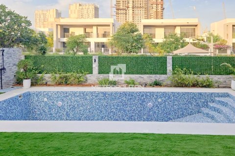 Vila v Dubai Hills Estate, Dubai, SAE 5 spální, 385 m2 č. 664310 - Fotografia 13