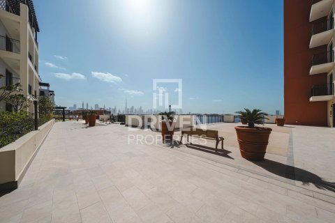 Apartment til salg i Jumeirah, Dubai, UAE 1 soveværelse, 74.42 kvm № 744660 - foto 15