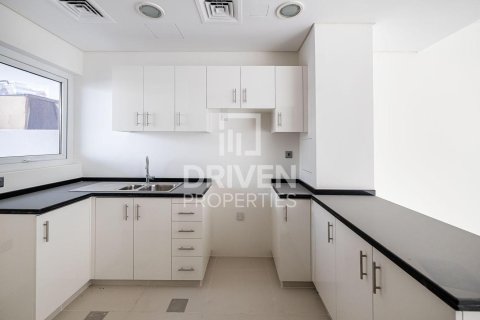 Townhouse in Dubai, UAE 3 bedrooms, 112.23 sq.m. № 744666 - photo 12