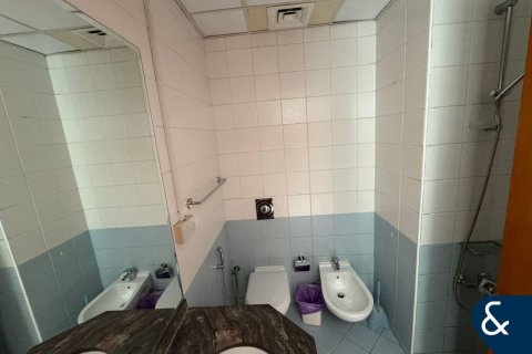 Apartament do wynajęcia w Jumeirah Lake Towers, Dubai, ZEA 2 sypialnie, 145 mkw., nr 698089 - zdjęcie 12