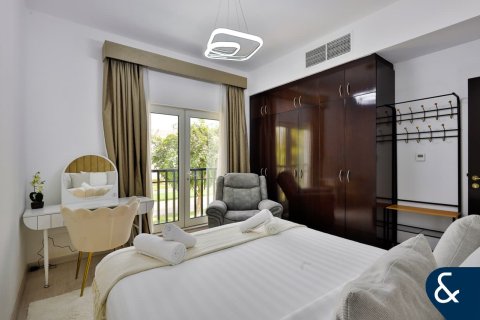 Huvila The Villa, Dubai, Arabiemiraatit 5 makuuhuonetta, 570 m2 № 698087 - kuva 24