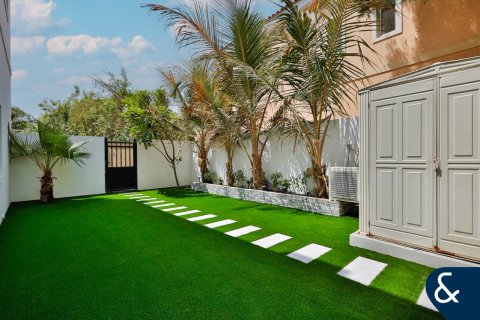 Huvila The Villa, Dubai, Arabiemiraatit 5 makuuhuonetta, 570 m2 № 698087 - kuva 9