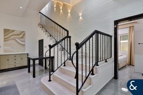 Huvila The Villa, Dubai, Arabiemiraatit 5 makuuhuonetta, 570 m2 № 698087 - kuva 16