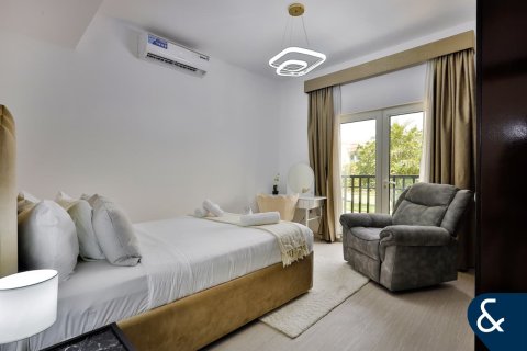 Huvila The Villa, Dubai, Arabiemiraatit 5 makuuhuonetta, 570 m2 № 698087 - kuva 23