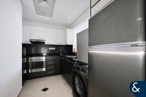 Huoneisto Dubai Marina, Dubai, Arabiemiraatit 1 makuuhuone, 77 m2 № 698091 - kuva 3