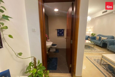 Vilă de închiriat în Dubai, EAU 4 dormitoare, 141.6 mp. №723234 - poză 18