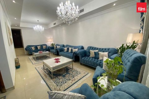 Vilă de închiriat în Dubai, EAU 4 dormitoare, 141.6 mp. №723234 - poză 17