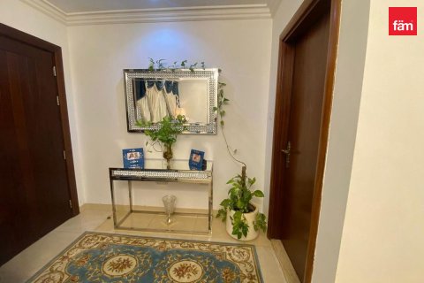 Vilă de închiriat în Dubai, EAU 4 dormitoare, 141.6 mp. №723234 - poză 16