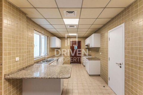 Üürile anda ridamaja asukohaga Motor City, Dubai, AÜE: 3 magamistoaga, 400.04 m² Nr 746861 - pilt 7