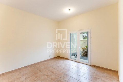 Üürile anda ridamaja asukohaga Motor City, Dubai, AÜE: 3 magamistoaga, 400.04 m² Nr 746861 - pilt 8