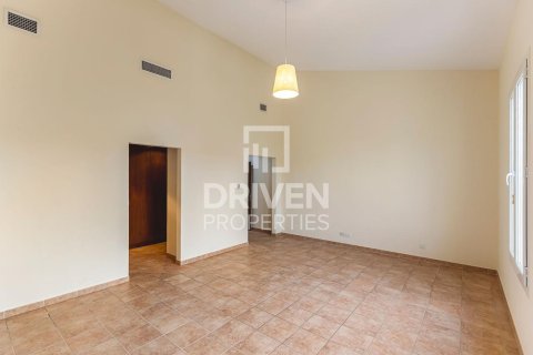 Üürile anda ridamaja asukohaga Motor City, Dubai, AÜE: 3 magamistoaga, 400.04 m² Nr 746861 - pilt 15