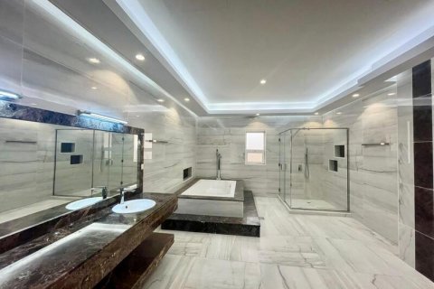 Vilë në Al Barsha, Dubai, Emiratet e Bashkuara Arabe 7 dhoma gjumi, 1483.43 m2. № 637507 - Foto 10