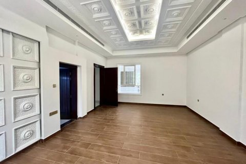 Vilë në Al Barsha, Dubai, Emiratet e Bashkuara Arabe 7 dhoma gjumi, 1483.43 m2. № 637507 - Foto 5