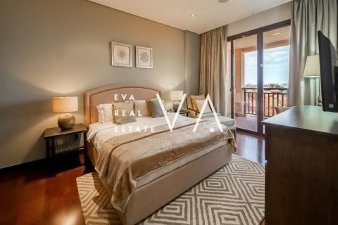 Palm Jumeirah, Dubai, UAE의 임대용 아파트 침실 1개, 108제곱미터 번호 637511 - 사진 10
