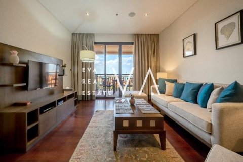Palm Jumeirah, Dubai, UAE의 임대용 아파트 침실 1개, 108제곱미터 번호 637511 - 사진 8