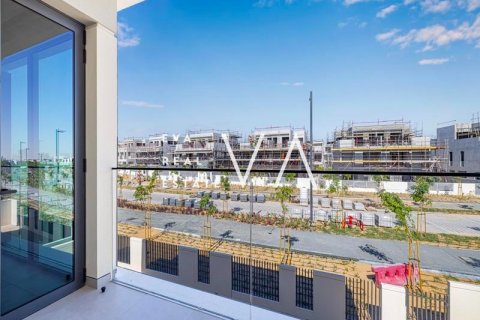 Vila v Dubai, SAE 4 ložnice, 422.97 m² Č.: 637512 - fotografie 8