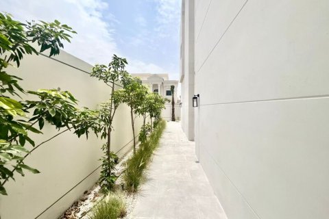 阿联酋 Dubai Al Barsha 待租 : 6 卧, 1005.64 平方米 , 编号637506 - 照片 13