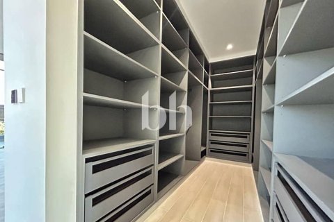 Huvila Tilal City, Sharjah, Arabiemiraatit 4 makuuhuonetta, 384 m2 № 642906 - kuva 6
