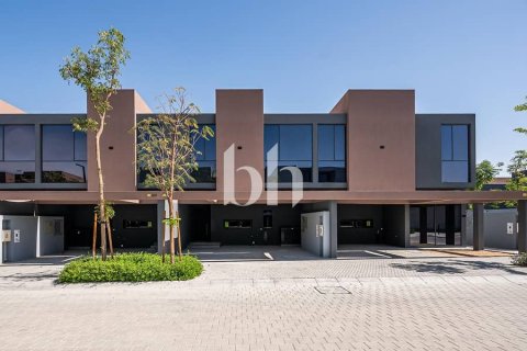 Casa urbana para venda em Tilal City, Sharjah, EAU 4 quartos, 246 m2 № 642903 - foto 13