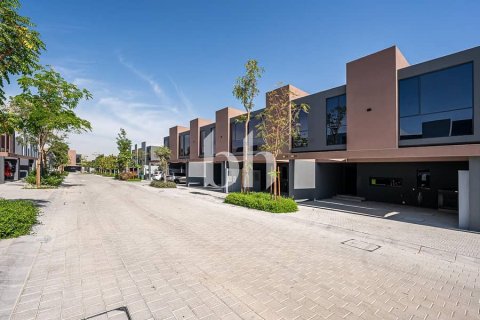 Casa urbana para venda em Tilal City, Sharjah, EAU 4 quartos, 246 m2 № 642903 - foto 23