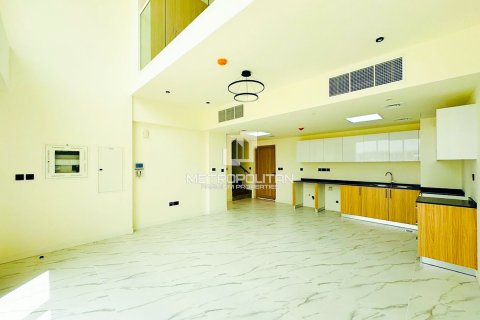 Maison de ville à vendre à Dubai Land, Dubai, EAU 3 chambres, 146 m2 № 664655 - photo 1