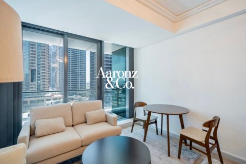 Leilighet til salgs i Jumeirah Lake Towers, Dubai, Emiratene 1 rom, 43 kvm Nr. 729896 - Foto 1