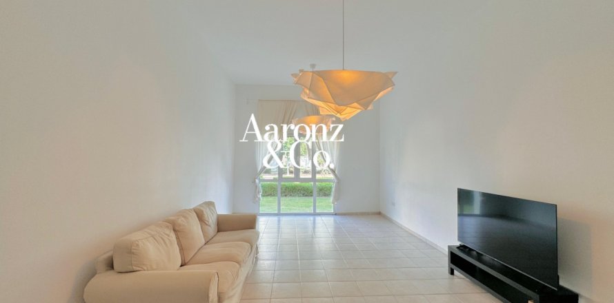 Apartment in Discovery Gardens, Dubai, UAE 1 bedroom, 90 sq.m. № 729899