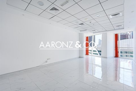 Oficina en alquiler en Business Bay, Dubai, EAU 41.1 m2 № 670606 - foto 5